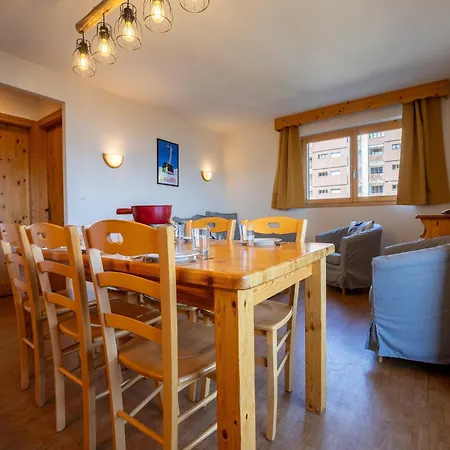 Spacious With View Appartement