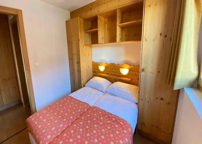 Spacious With View Apartament