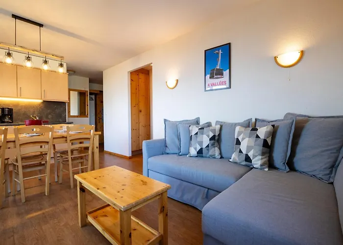 Spacious With View * 南达